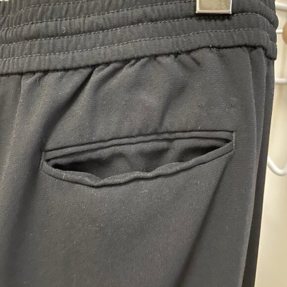 Aritzia Wilfred Free - Joggers made in Japan - Black - Size 4 - Picture 6 of 8